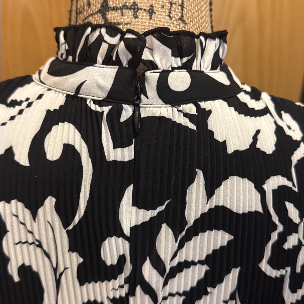 CHICO’S BLACK LABEL flawless midi floral, boho design dress. Size Women’s 4. - Picture 10 of 15